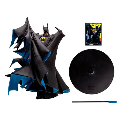 STATUE -  Batman by Todd McFarlane 1:8 Scale Statue